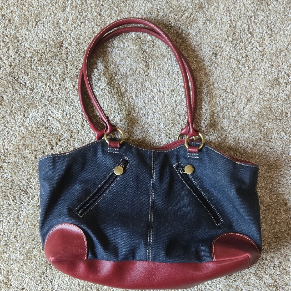 Gloria Vanderbilt Black and Red Shoulder Bag